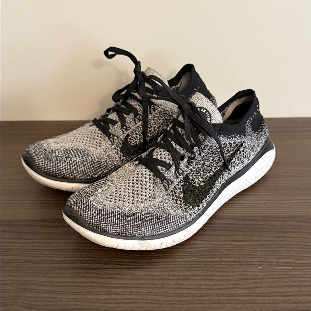 Nike Free RN Flyknit 2018 'White Black’ Mens Size 8.5 Oreo